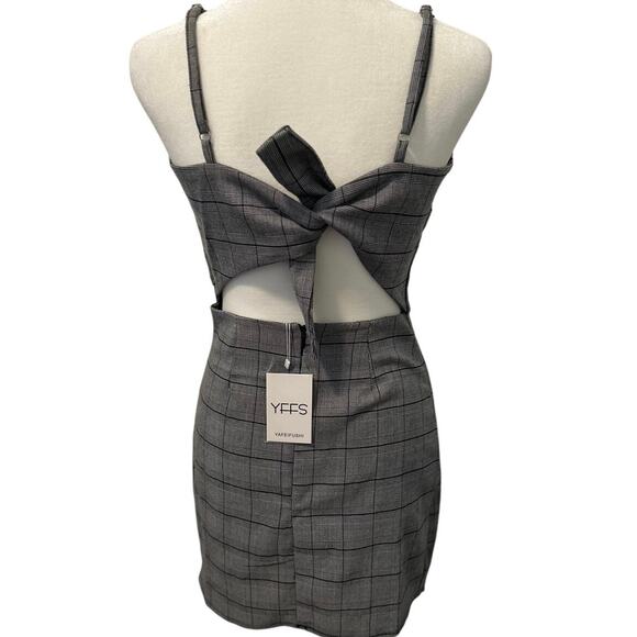 YFFS Gray Plaid Tie Back Mini Dress - Picture 3 of 12